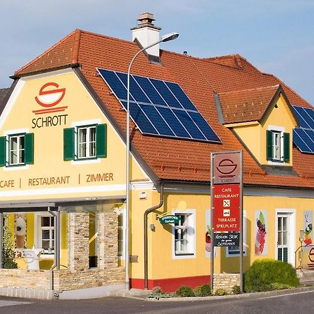 Restaurant Hotel Schrott Kaibing Eksteriør billede