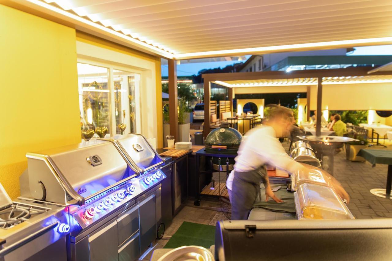 Restaurant Hotel Schrott Kaibing Eksteriør billede